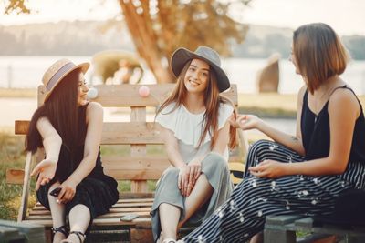 Is Her ‘Girl Time’ Toxic? 6 Signs Her Friends Are a Bad Influence