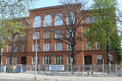 Multiple children injured and school evacuated after Berlin ‘tear gas incident’