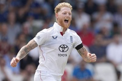 Late wickets rescue England after inserting India to bat at Headingley