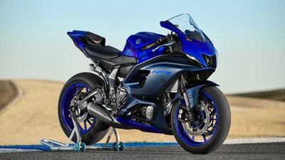 Some Lowlife Thief Stole a Woman's Motorcycle After She Crashed and Died