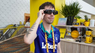 I got the inside scoop on Snap Specs from the hardware VP — here's what you need to know about the new smart glasses