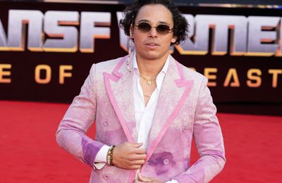 Hamilton star Anthony Ramos calls out Madonna for using iPad during Broadway performance