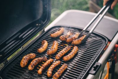 A former Hormel Foods employee allegedly made off with top-secret sausage recipes and market intel—then joined rival Johnsonville