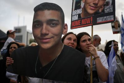 Residents lined the streets of a New Jersey town to welcome home Israeli-American hostage