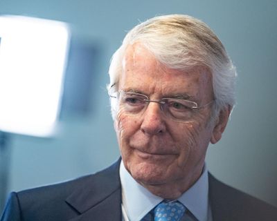 The Guardian view on restoring trust in politics: Labour must not soft-pedal on standards reform