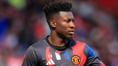Man Utd, Chelsea Goalkeepers Targeted by Former Champions League Finalists