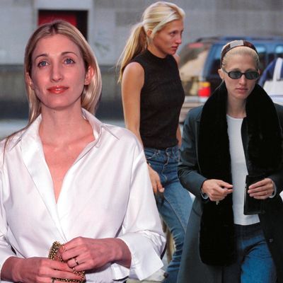 Did Everyone Overreact About the 'American Love Story' Carolyn Bessette-Kennedy Outfits?