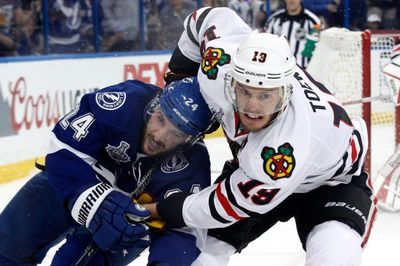 X reacts to Jonathan Toews coming home to Winnipeg