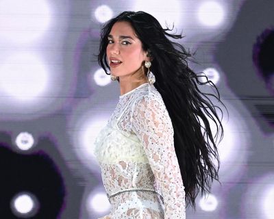 Dua Lipa review – dance-pop icon keeps the energy hotter than hell