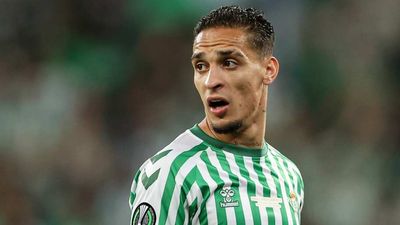 Antony ‘Offered New Man Utd Exit Route’ As Real Betis Talks Continue