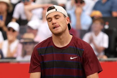 Jack Draper's dream of maiden home final dashed by Jiri Lehecka at Queen's Club