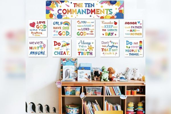 Louisiana Law Requiring Public Schools to Display 10 Commandments 'Unconstitutional,' Appeals Court Rules