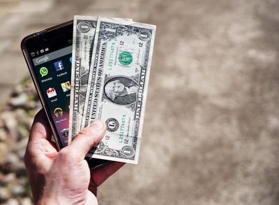 9 Positive Money Affirmations That Don’t Sound Totally Cheesy
