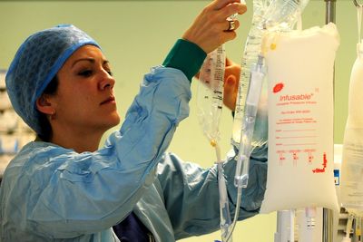 Ministers urged to provide more graduate training slots for UK medical students