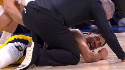 Tyrese Haliburton Leaves Game 7 After Suffering Ugly Leg Injury