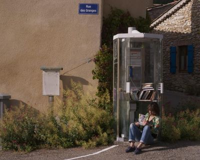Allo la France review – romance of French phone booths exposes funding cuts to rural services