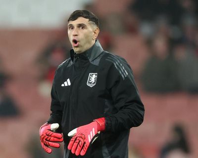 Football transfer rumours: Emiliano Martínez eager to join Manchester United?