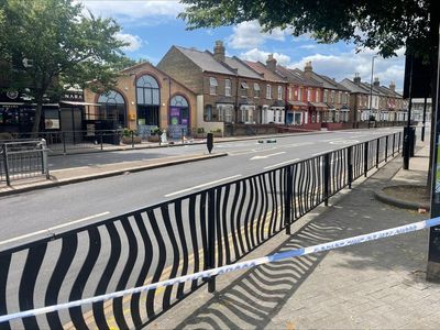 Hounslow murder: Man, 22, stabbed to death in broad daylight on busy west London street