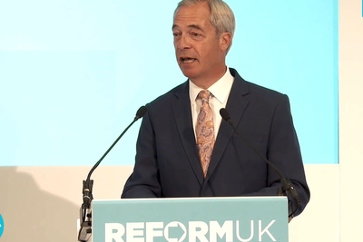 Farage’s ‘bonanza for billionaires’ would cost UK £34bn a year, warns tax expert