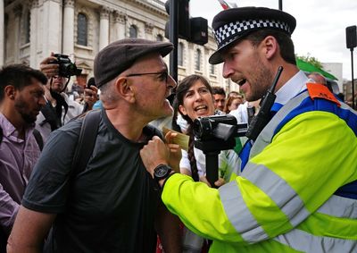 Palestine Action protest LIVE: Police make arrests as protesters vent fury over move to ban 'terrorist' group