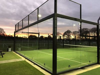 From Tee to Tennis: How Padel Courts Are Transforming UK Golf Clubs Into Year-Round Social Hubs