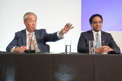Farage claims Reform nom-dom plan would see £600 paid to poorest workers as tax expert issues warning
