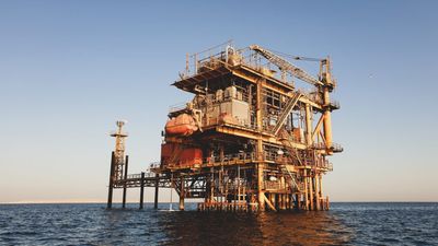 Oil At $110? Goldman Flags Major Risk If Iran Disrupts Strait Of Hormuz Shipping