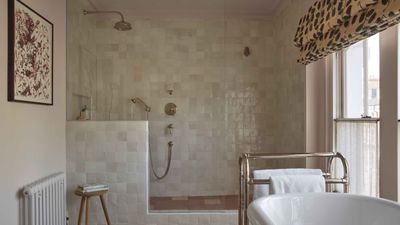10 Small Bathroom Shower Ideas That Will Give You the Spa Experience in Even Tiny Spaces