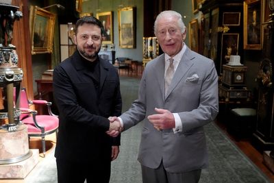 Zelensky dons new look to meet King Charles ahead of Nato summit