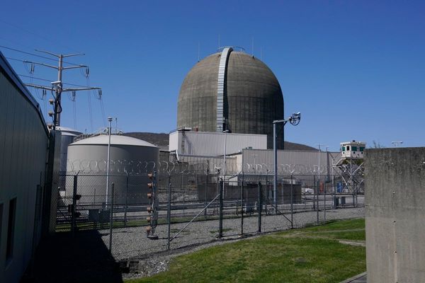 New York governor seeks to build the state’s first new nuclear power plant in decades