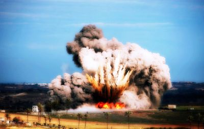 Will Iran Retaliate Against US Bombing? Secret Service Agent Urges Americans to Have Escape Plans