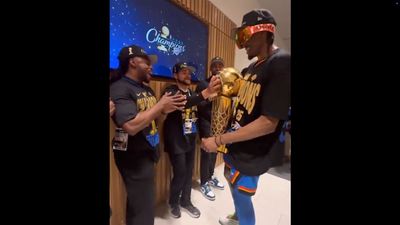 Jalen Williams Made Sure Thunder Staffers Got to Have Moment With Championship Trophy
