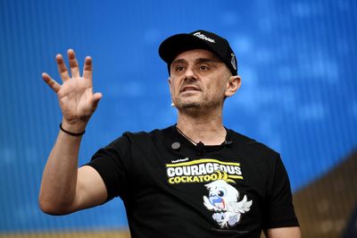 Entrepreneur and investor Gary Vee's top tips to use and embrace AI