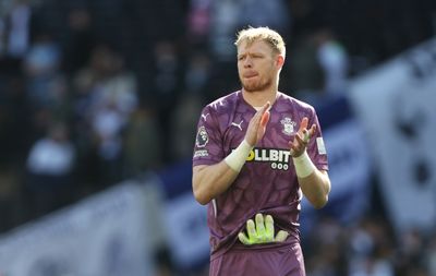 Leeds United face shock Champions League competition for Aaron Ramsdale: report