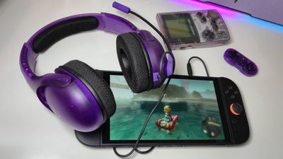 This $30 wireless headset is the 00s throwback my Switch 2 needed