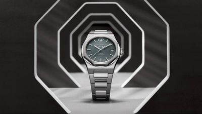 Girard-Perregaux Laureato 42mm gets stunning enamel grey dial upgrade