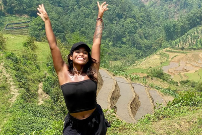 Brazilian tourist has been trapped 1,600ft down an active volcano for three days after ‘guide abandoned her’