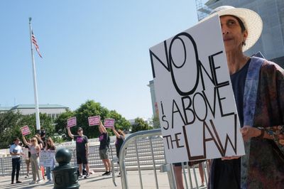 Supreme Court lets Trump restart deporting migrants to ‘third countries’