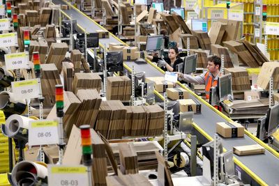 Thousands of jobs to be created at Amazon’s new UK warehouses