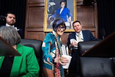 House subcommittee advances Legislative Branch spending bill - Roll Call