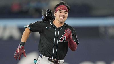 Diamondbacks Receive Unfortunate Corbin Carroll Injury Update After HBP on Left Hand