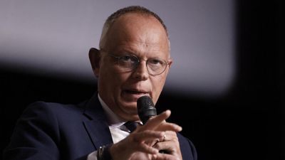 'Whistleblower' files complaint against French presidential hopeful