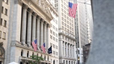 'Big Short' Investor Eisman Warns JPMorgan, Wells Fargo Domination Squeezes Regional Banks