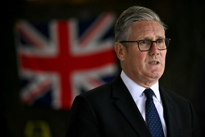 Starmer defends US action in Iran and calls for de-escalation