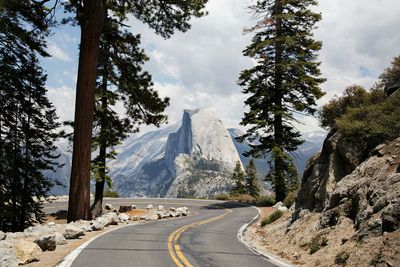 8 Popular Tourist Destinations Where People Are Still Disappearing