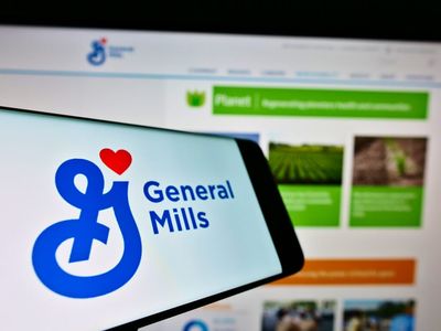 General Mills Q4 Preview: Will Pet Food, Dye-Free Push Win Over Investors?