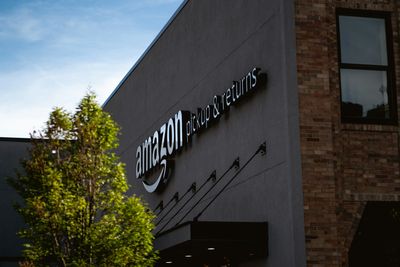 Amazon UK's £40bn Investment Plan: New Fulfilment Centres to Create Thousands of Jobs