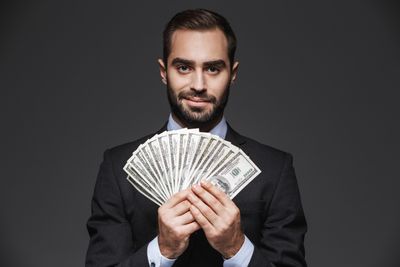 7 Millionaire Parents Who Refuse to Leave an Inheritance