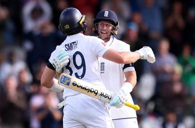 England stun India in first Test after Duckett inspires remarkable final-day chase