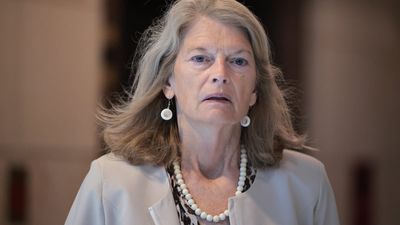‘This is huge’: Senator Lisa Murkowski shocked to learn she can just… not call herself a Republican anymore
